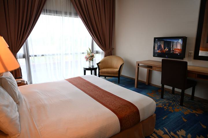 Room 8 of 46