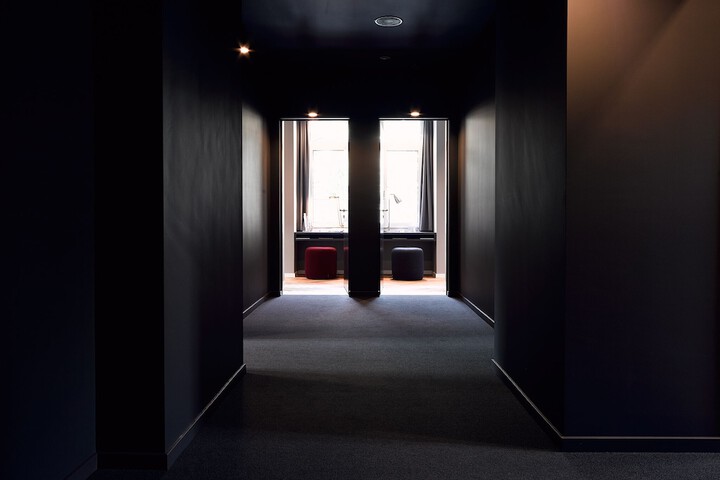 In-room business center