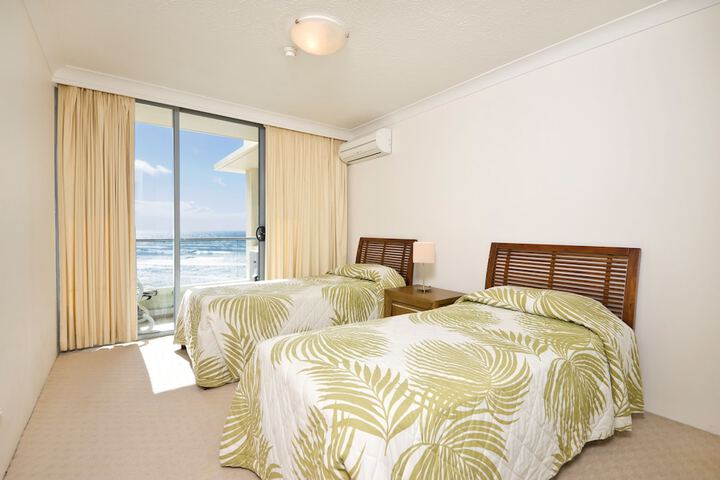 Room 3 of 58