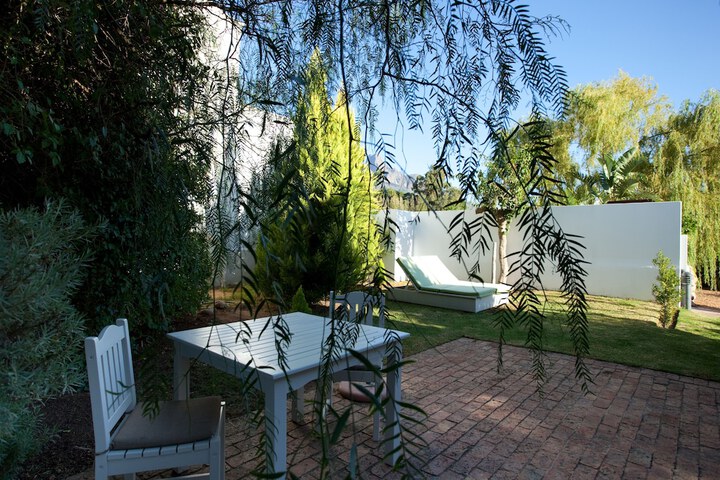 Terrace/Patio 25 of 51