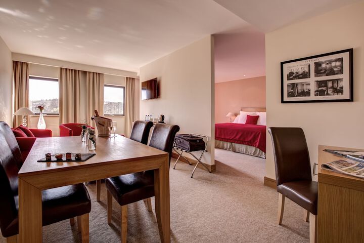 Room 16 of 87