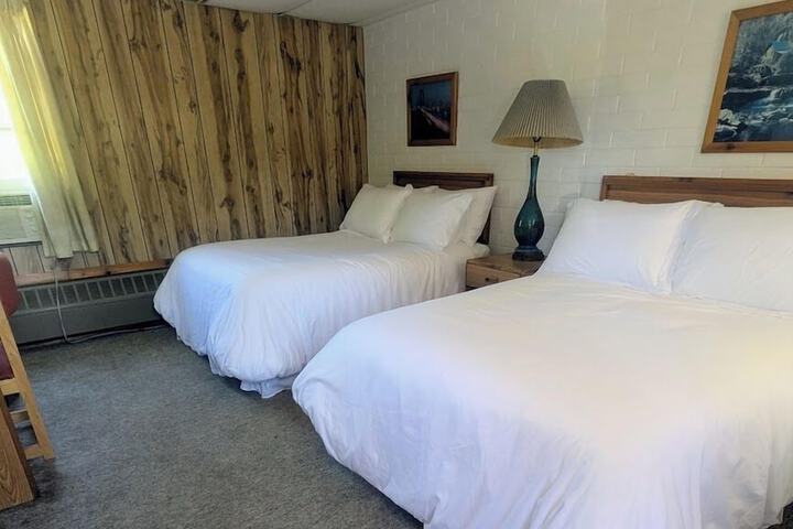 Room 6 of 27