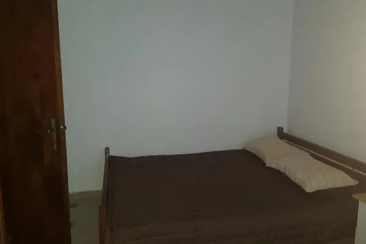 Room 3 of 12