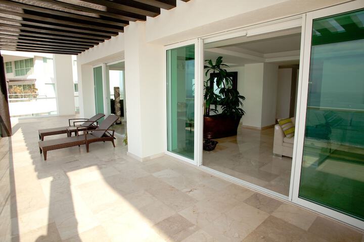 Terrace/Patio 16 of 26