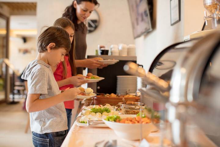 Breakfast buffet