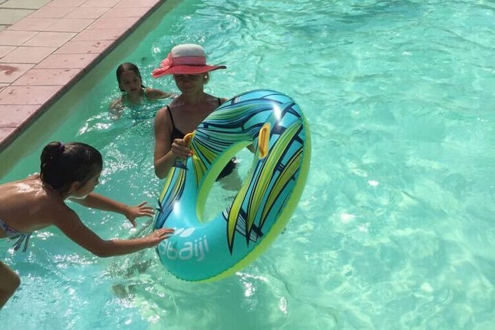 Pool 6 of 21