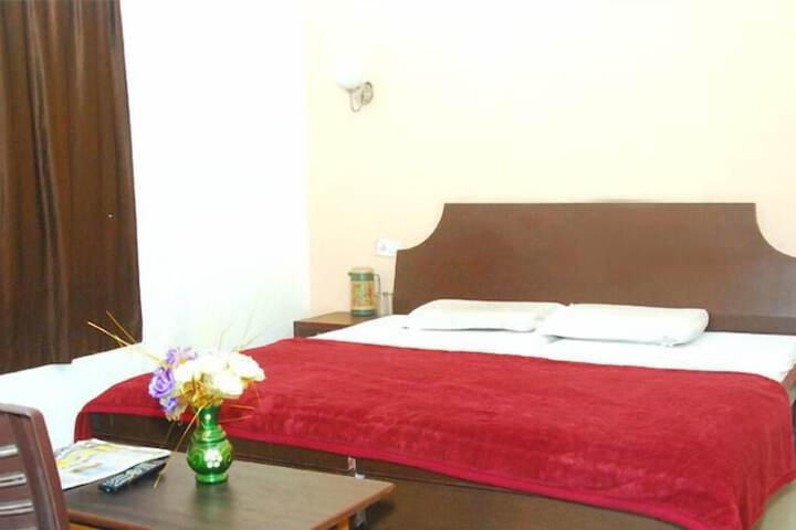 Room 14 of 70