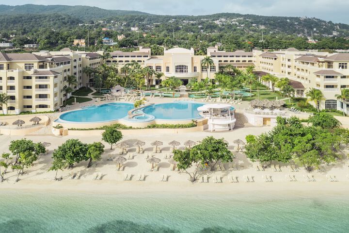 Exterior of Iberostar Waves Rose Hall Beach - All Inclusive