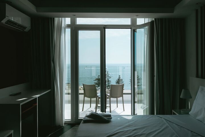 Room 12 of 46