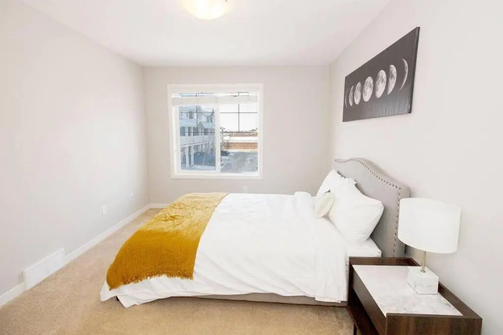 Exterior of Modern and Comfortable Townhouse in South Winnipeg