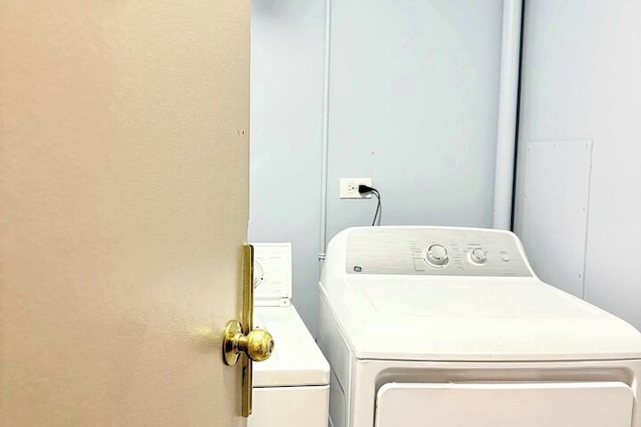 Room 74 of 79