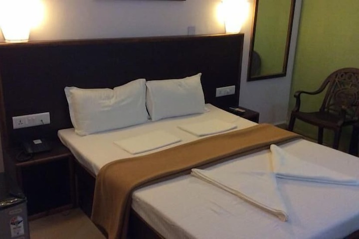 Room 15 of 35