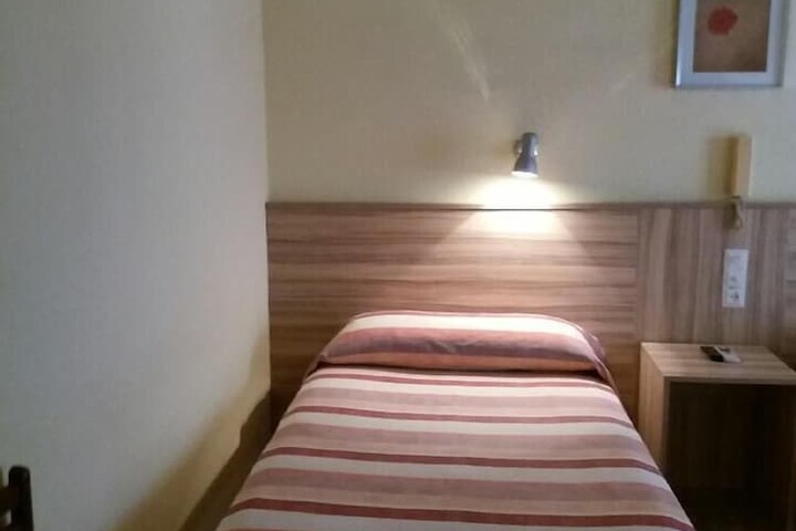Room 7 of 22