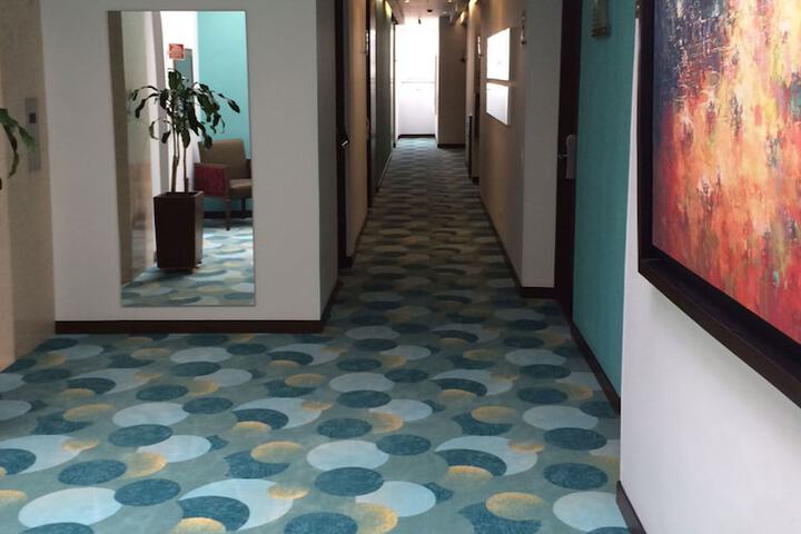Room 6 of 39