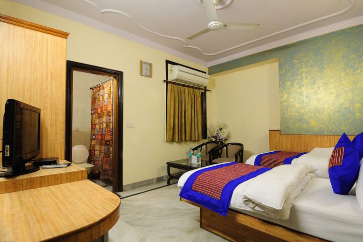 Room 14 of 29