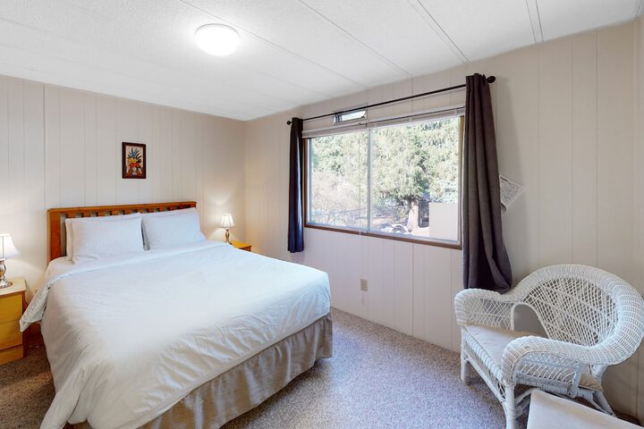 Room 3 of 30
