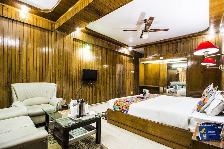 Room 15 of 41