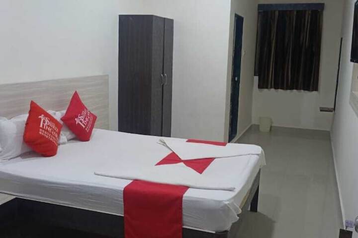 Room 16 of 20