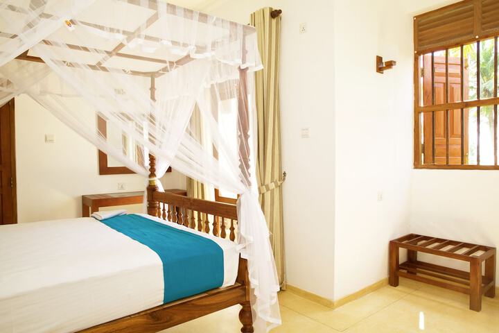 Room 15 of 71
