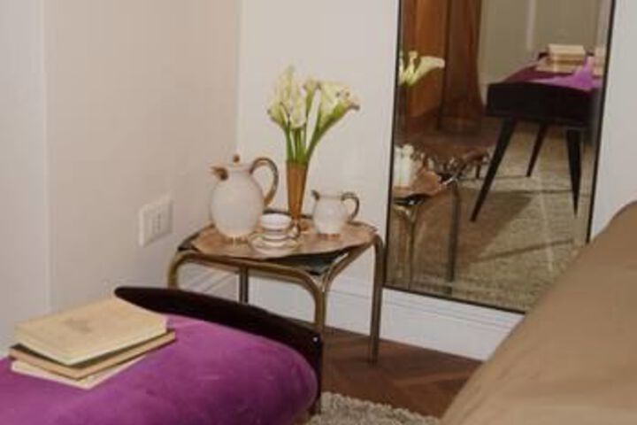 Room 10 of 25