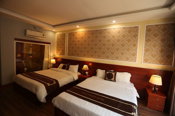 Room 34 of 48