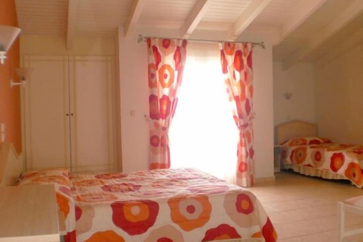 Room 18 of 43