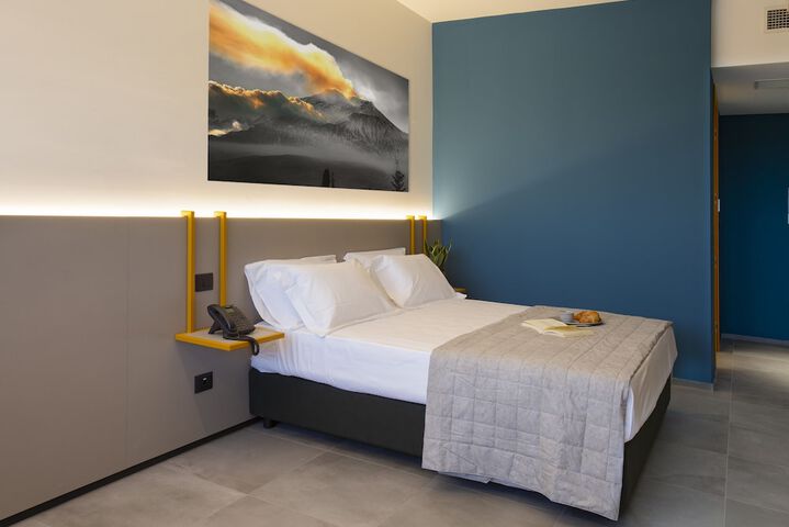 Room 19 of 123