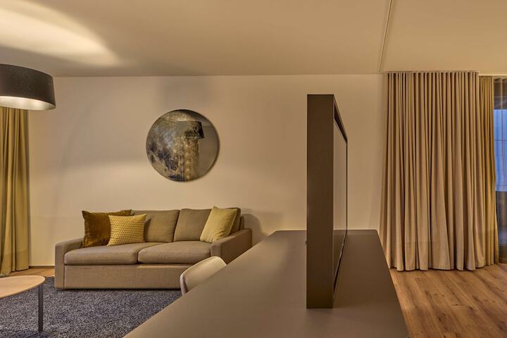 Room 64 of 289