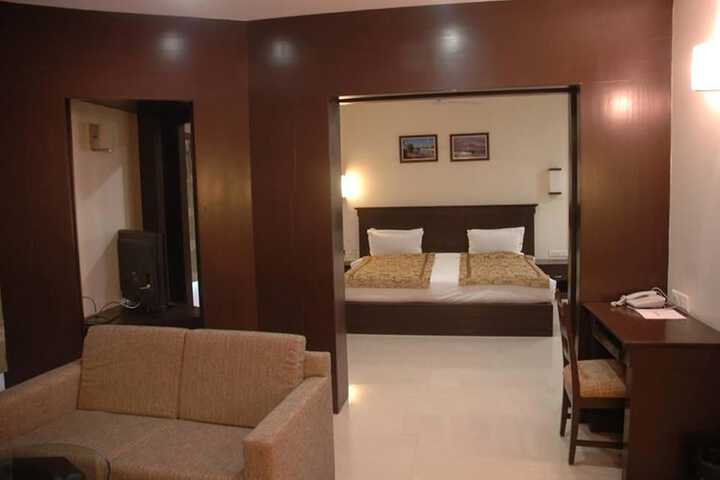 Room 17 of 45