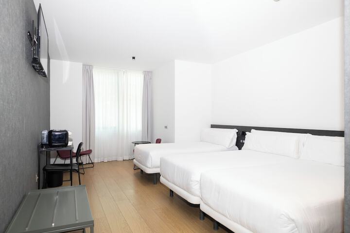 Room 16 of 31