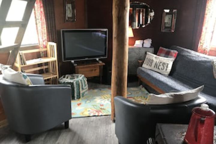 Room 76 of 129