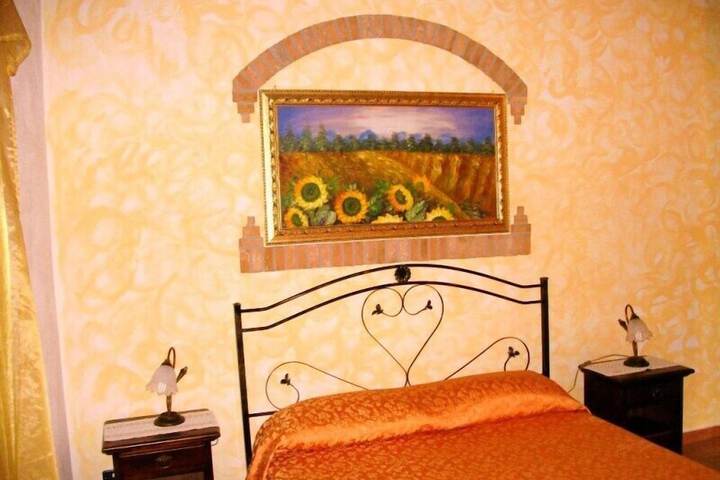 Room 27 of 131