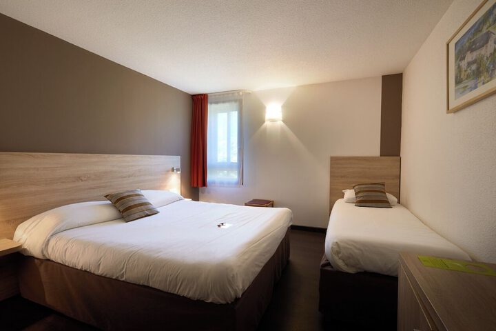 Room 4 of 19