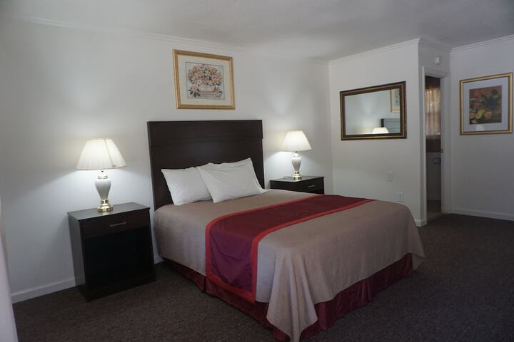 Room 15 of 39