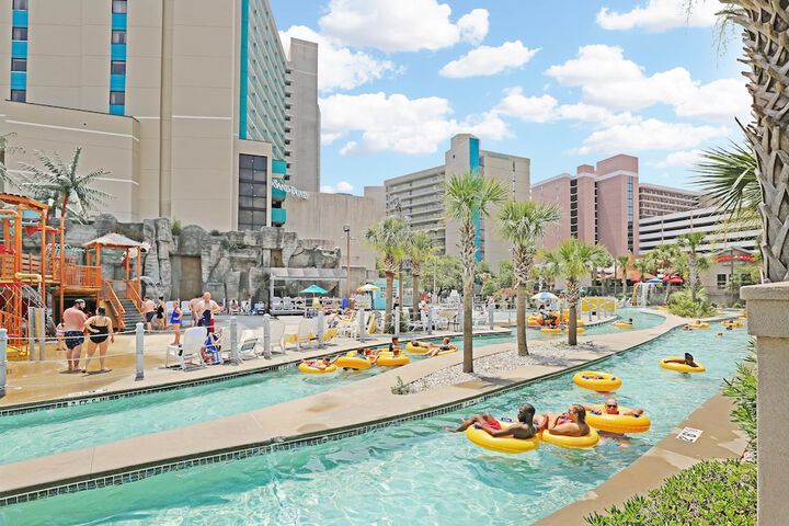 Pool Hotel