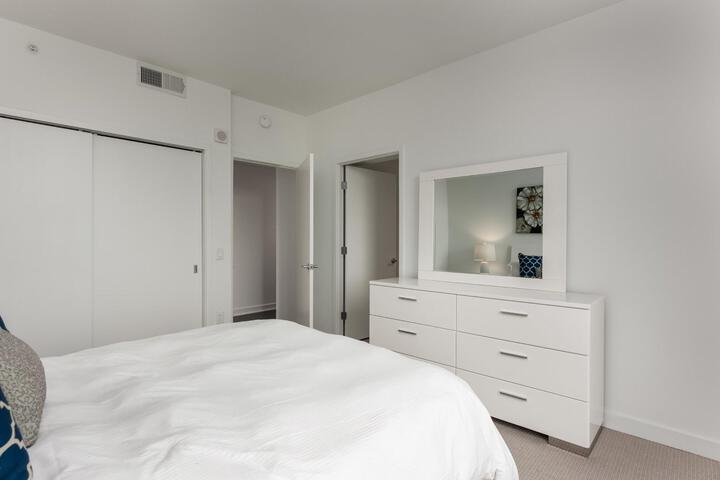 Room 64 of 208