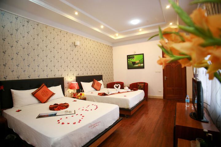 Room 5 of 70