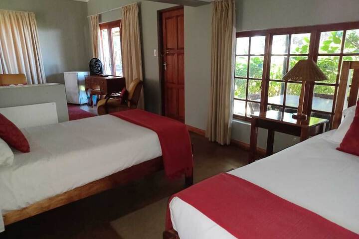 Room 10 of 96