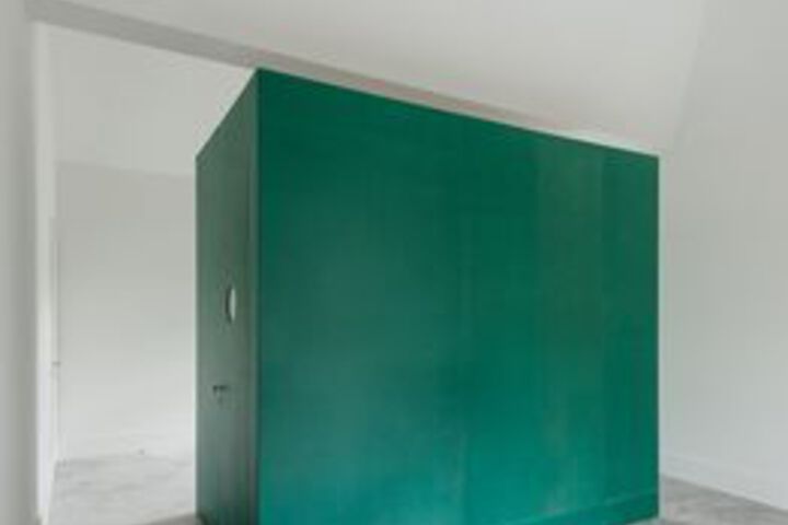 Room 35 of 119