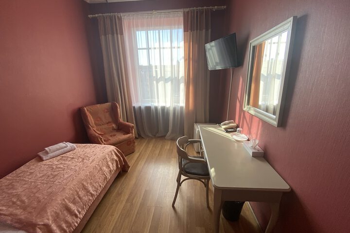 Room 66 of 272