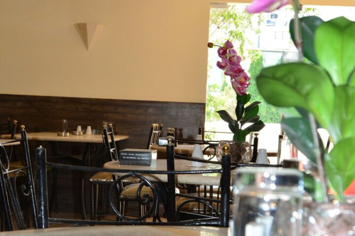 Breakfast/Coffee Service 27 of 37