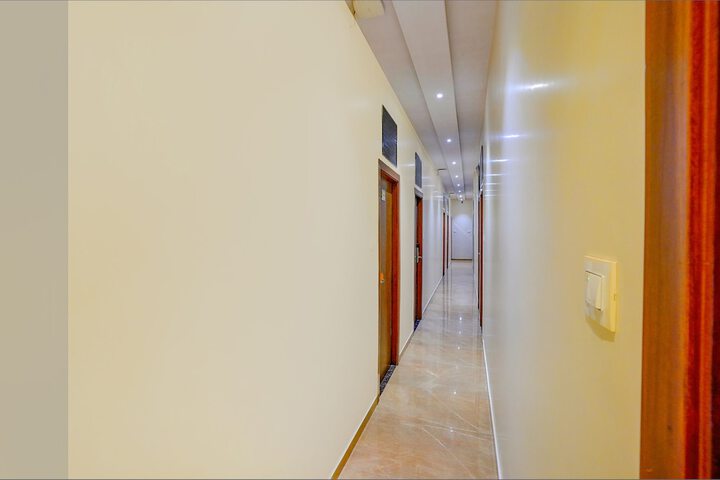 Hotel Interior 4 of 34