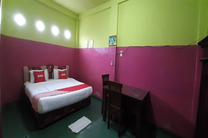 Room 14 of 23