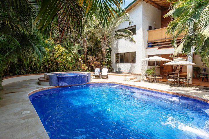Pool 113 of 137