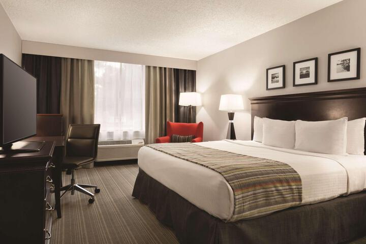 2 Double Beds (2 of 2)