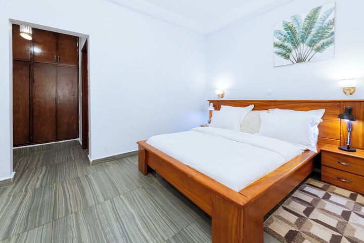 Room 10 of 39