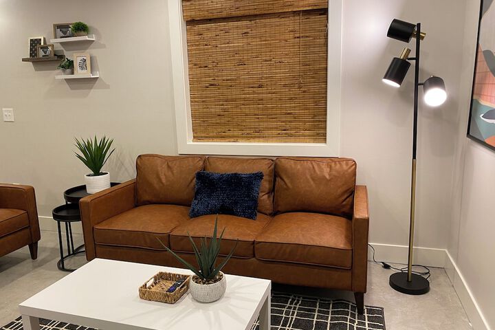 Lounge 250 of 426