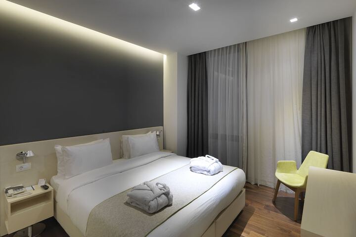 Room 19 of 57