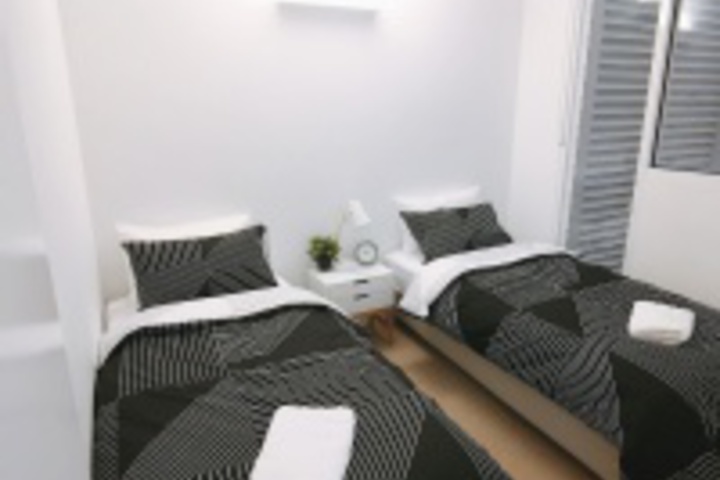 Room 150 of 180
