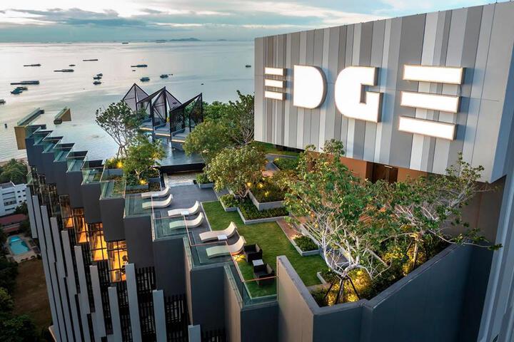 Edge Central Pattaya by Mickey